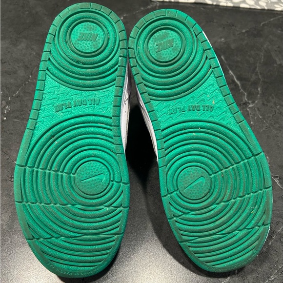 Nike Kids Court Borough Mid Shoes - Picture 5 of 7